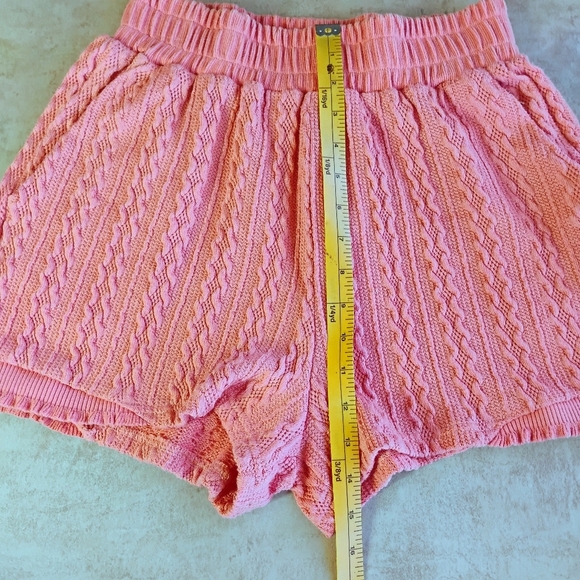 On Twelfth Ribbed Knit Pink Pull On Shorts Coquette Pockets Size Medium - Picture 7 of 9